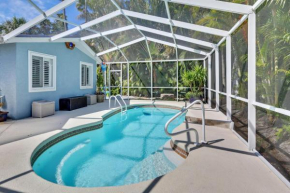 Sea Esta Pool Home - Beautiful updates, short walk to beach